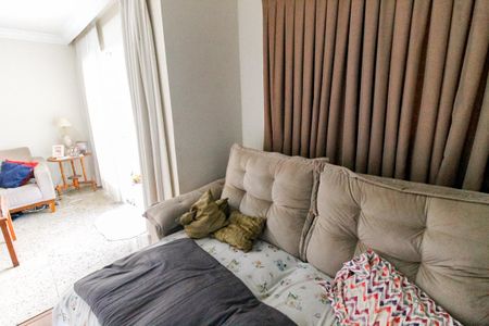 Apartamento à venda com 75m², 2 quartos e 2 vagas Apartamento à venda com 75m², 2 quartos e 2 vagasSala - TV
