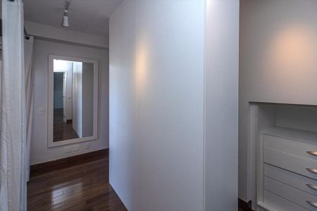 Apartamento para alugar com 3 quartos, 256m² em Vila Gumercindo, São Paulo