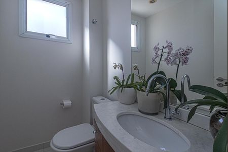 Apartamento para alugar com 3 quartos, 256m² em Vila Gumercindo, São Paulo