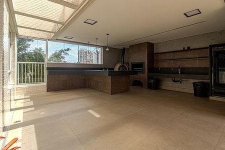 Área comum de apartamento à venda com 3 quartos, 256m² em Vila Gumercindo, São Paulo