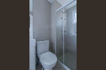 banheiro na suíte 2_2 de apartamento à venda com 3 quartos, 256m² em Vila Gumercindo, São Paulo