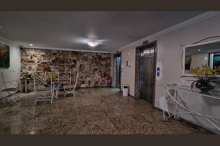 Apartamento à venda com 58m², 2 quartos e 1 vagaÁrea comum