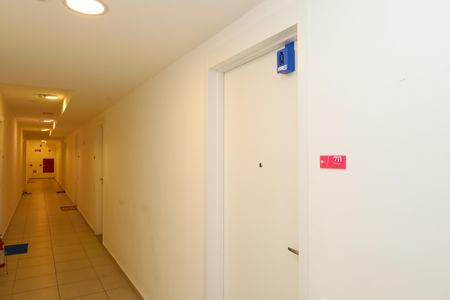 Apartamento para alugar com 27m², 1 quarto e sem vagaÁrea comum - Saguão do andar