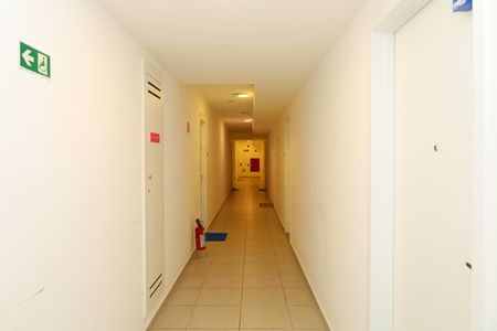 Apartamento para alugar com 27m², 1 quarto e sem vagaÁrea comum - Saguão do andar