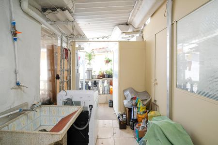 Casa à venda com 259m², 2 quartos e 3 vagasÁrea de serviço