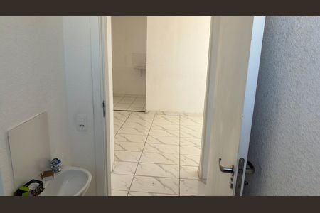 Apartamento para alugar com 43m², 2 quartos e sem vaga Apartamento para alugar com 43m², 2 quartos e sem vagaBanheiro
