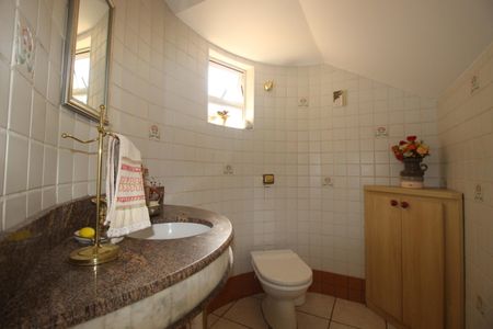 Casa à venda com 268m², 4 quartos e 4 vagasLavabo