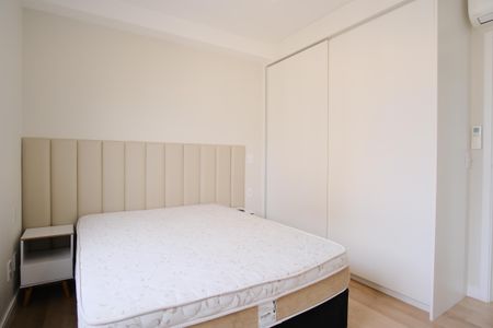 Apartamento para alugar com 65m², 2 quartos e 1 vagaSuíte