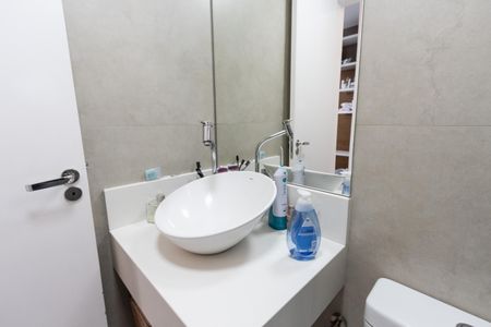 Apartamento à venda com 65m², 2 quartos e 1 vagaBanheiro da Suíte