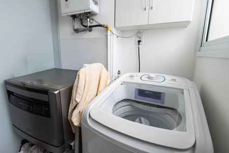 Apartamento à venda com 65m², 2 quartos e 1 vagaÁrea de Serviço