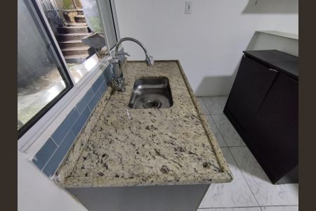 Cozinha - Torneira de casa para alugar com 1 quarto, 45m² em Vila Moraes, São Paulo