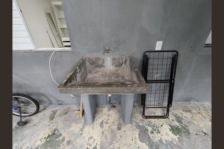 Área de Serviço de casa para alugar com 1 quarto, 45m² em Vila Moraes, São Paulo