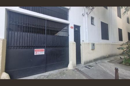 Studio para alugar com 30m², 1 quarto e sem vaga Studio para alugar com 30m², 1 quarto e sem vagaFachada