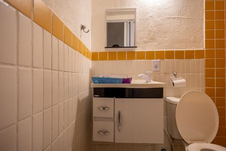 Studio para alugar com 30m², 1 quarto e sem vaga Studio para alugar com 30m², 1 quarto e sem vagaBanheiro