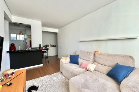 Apartamento à venda com 68m², 2 quartos e 1 vagaSala