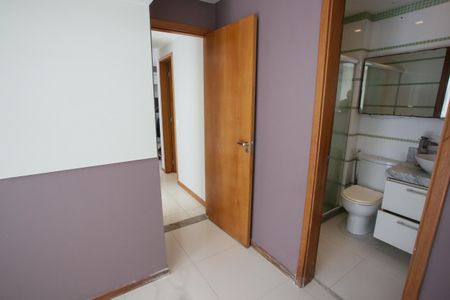 Apartamento para alugar com 184m², 2 quartos e 2 vagasQuarto Suíte