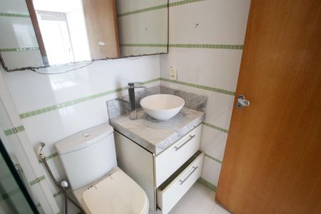 Apartamento para alugar com 184m², 2 quartos e 2 vagasBanheiro da Suíte