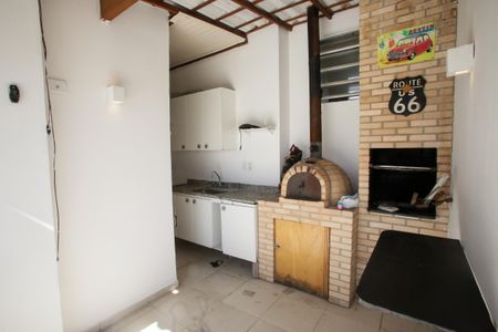 Apartamento para alugar com 184m², 2 quartos e 2 vagasChurrasqueira da Cobertura