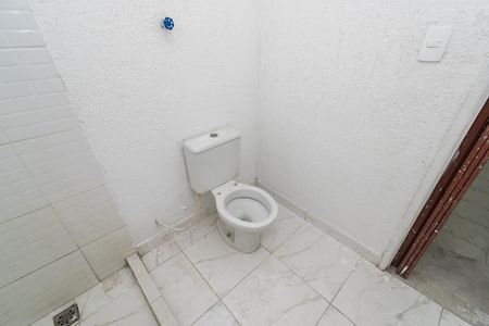 Apartamento para alugar com 40m², 2 quartos e sem vagaBanheiro