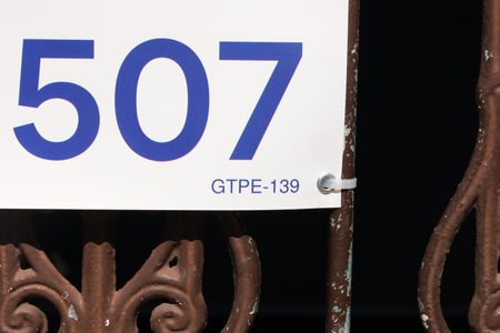 Casa para alugar com 100m², 3 quartos e sem vagaPlaca instalada no portão do imóvel - Código da placa: GTPE-139