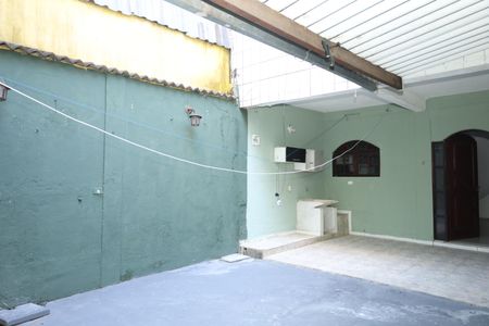 Casa para alugar com 100m², 3 quartos e sem vagaQuintal