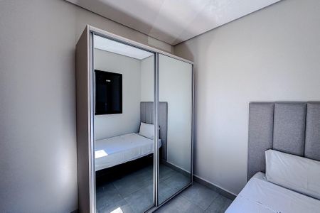 Quarto 2 de apartamento para alugar com 2 quartos, 40m² em Quarta Parada, São Paulo