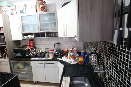 Casa à venda com 45m², 2 quartos e sem vagaCozinha e Área de Serviço