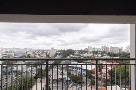 Studio para alugar com 27m², 1 quarto e sem vaga Studio para alugar com 27m², 1 quarto e sem vagaVaranda