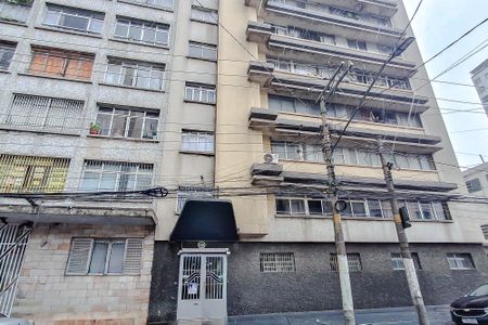 Apartamento à venda com 51m², 1 quarto e sem vagaFachada - Plaquinha
