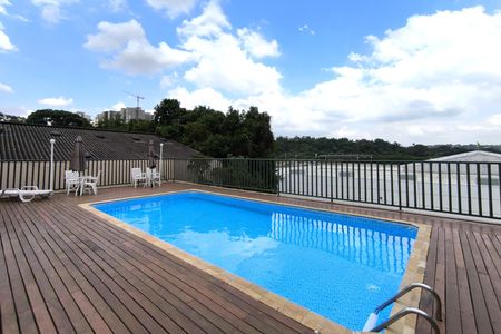 Apartamento à venda com 76m², 2 quartos e 1 vaga Apartamento à venda com 76m², 2 quartos e 1 vagaÁrea comum - Piscina