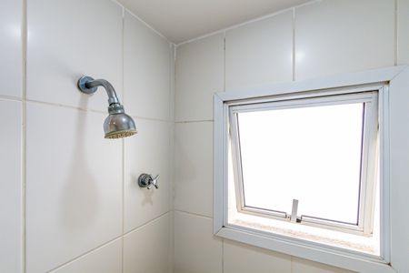 Apartamento à venda com 70m², 2 quartos e 1 vagaSuite - Banheiro