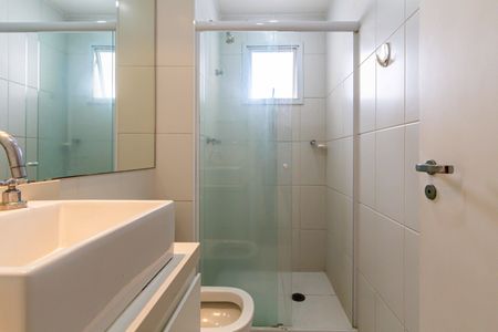 Apartamento à venda com 70m², 2 quartos e 1 vagaSuite - Banheiro