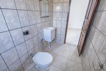 Casa à venda com 100m², 3 quartos e sem vagaBanheiro