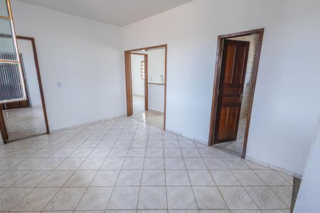 Casa à venda com 100m², 3 quartos e sem vagaSala