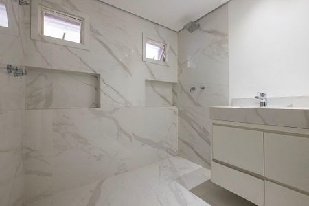 Apartamento à venda com 175m², 3 quartos e 2 vagasBanheiro da Suíte 