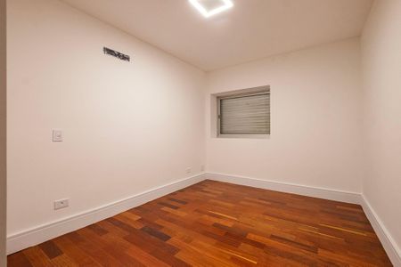 Quarto 1 de apartamento à venda com 3 quartos, 175m² em Jardim Paulista, São Paulo