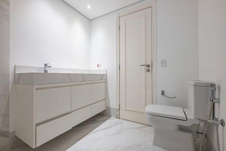 Apartamento à venda com 175m², 3 quartos e 2 vagasBanheiro da Suíte 