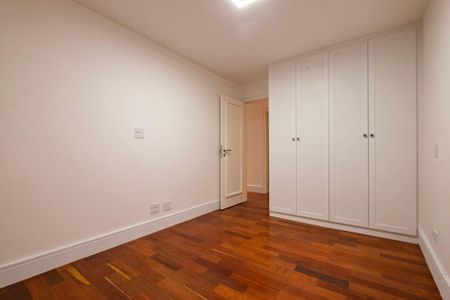 Apartamento à venda com 175m², 3 quartos e 2 vagasQuarto 1