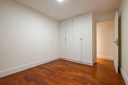 Apartamento à venda com 175m², 3 quartos e 2 vagasQuarto 2
