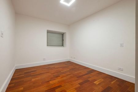Apartamento à venda com 175m², 3 quartos e 2 vagasQuarto 2
