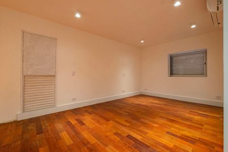 Apartamento à venda com 175m², 3 quartos e 2 vagasSuíte