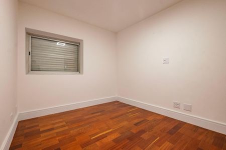 Apartamento à venda com 175m², 3 quartos e 2 vagasQuarto 1