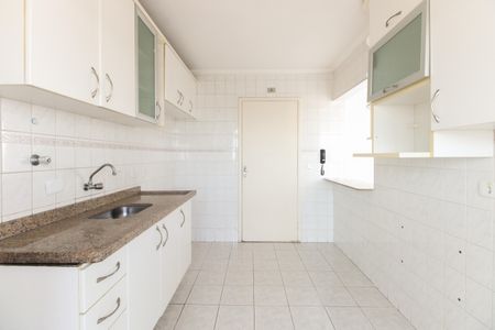 Apartamento à venda com 75m², 3 quartos e 1 vaga Apartamento à venda com 75m², 3 quartos e 1 vagaCozinha