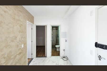 Sala de apartamento para alugar com 2 quartos, 36m² em Jardim Copiuva, Carapicuíba