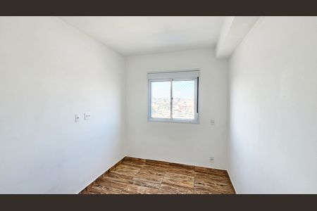 Quarto 2 de apartamento para alugar com 2 quartos, 36m² em Jardim Copiuva, Carapicuíba