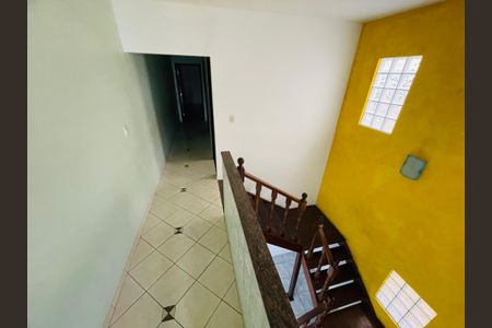 Casa à venda com 126m², 3 quartos e 2 vagas Casa à venda com 126m², 3 quartos e 2 vagasCorredor interno
