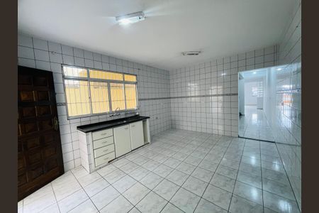 Casa à venda com 126m², 3 quartos e 2 vagas Casa à venda com 126m², 3 quartos e 2 vagasCozinha