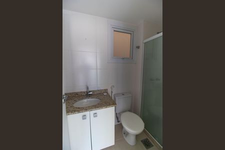 Apartamento à venda com 70m², 2 quartos e 1 vaga Apartamento à venda com 70m², 2 quartos e 1 vagaBanheiro da Suíte