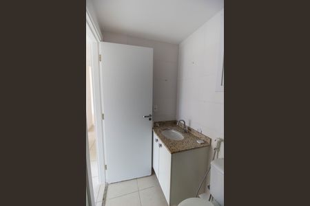 Apartamento à venda com 70m², 2 quartos e 1 vaga Apartamento à venda com 70m², 2 quartos e 1 vagaBanheiro da Suíte