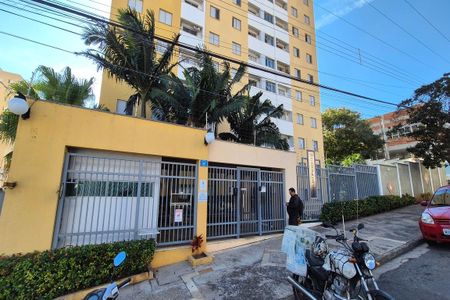 Apartamento à venda com 60m², 3 quartos e 1 vagaFachada e Portaria